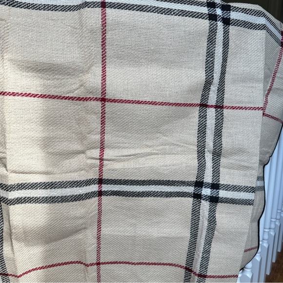 NWOT Costco Packable Outdoor Picnic Blanket Tan Black Red Plaid Nova Check - Picture 2 of 9